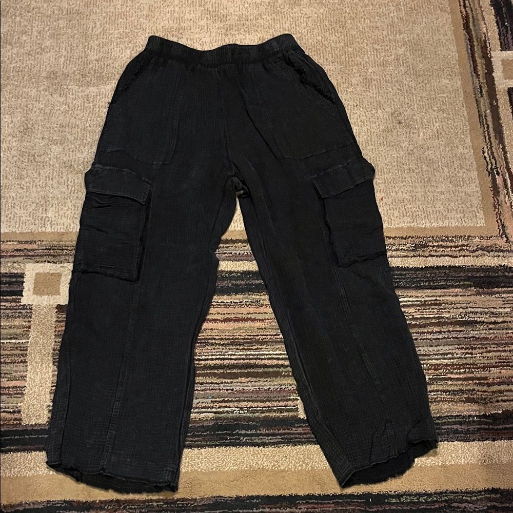 Umgee Black Cargo Pants for Women - Picture 8 of 11